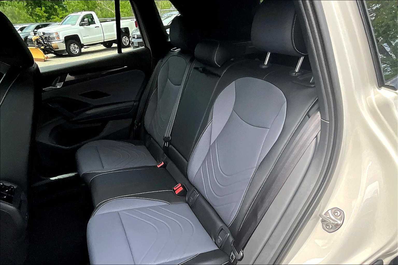 2025 Volkswagen Tiguan SE R-Line Black - Photo 15