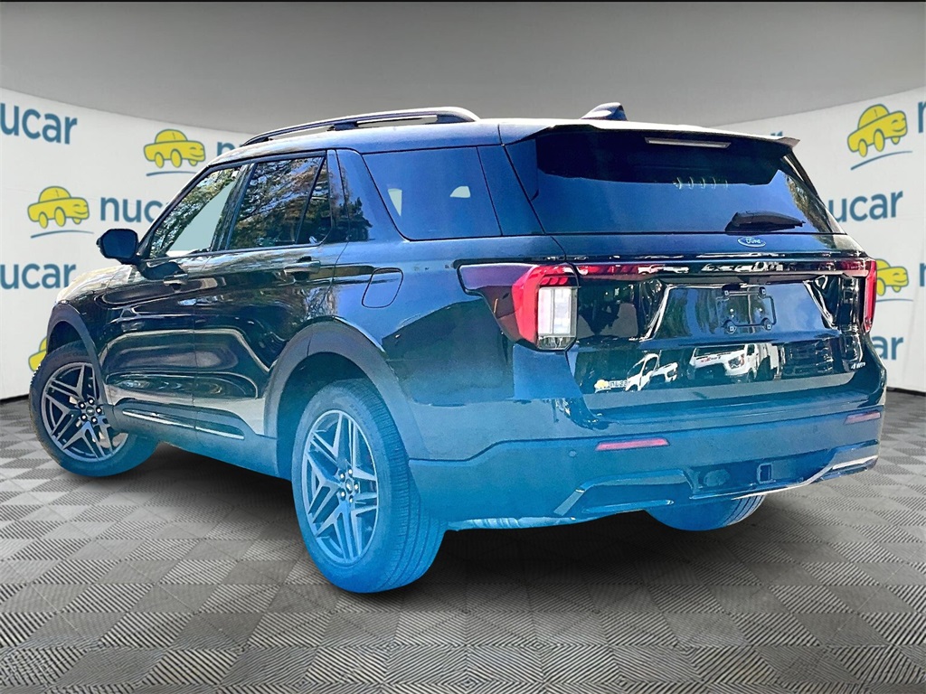 2025 Ford Explorer ST-Line - Photo 4