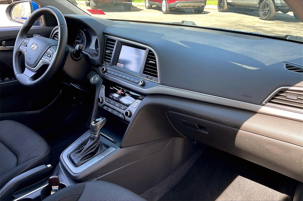 2017 Hyundai Elantra Value Edition - Photo 13
