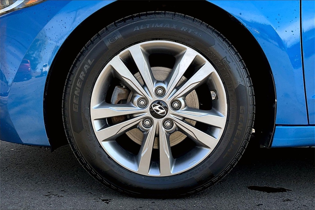2017 Hyundai Elantra Value Edition - Photo 21