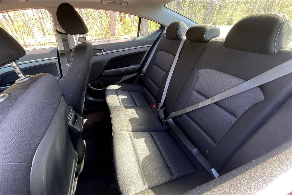 2017 Hyundai Elantra Value Edition - Photo 24