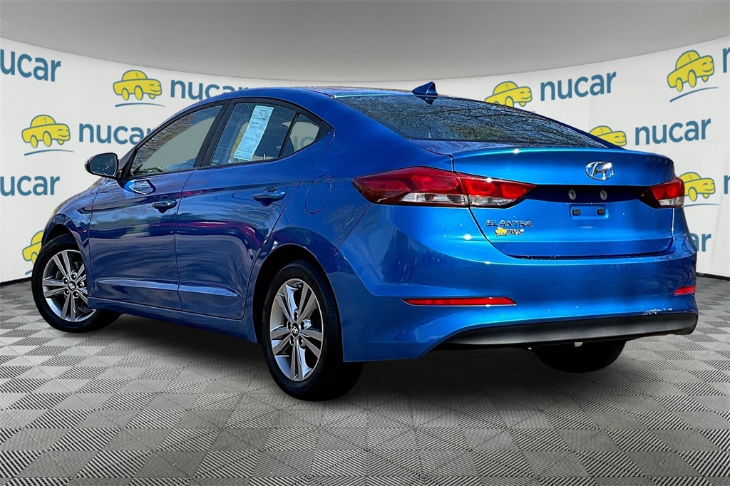 2017 Hyundai Elantra Value Edition - Photo 4