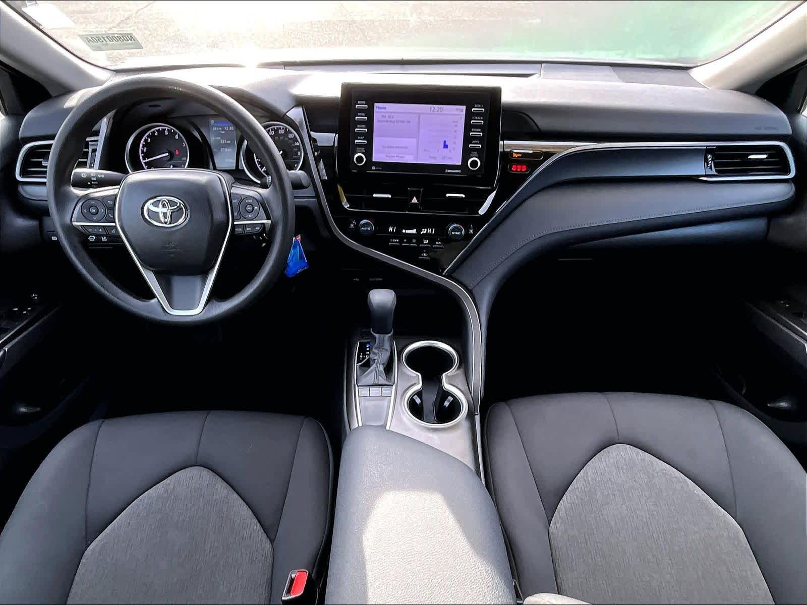 2024 Toyota Camry LE - Photo 21