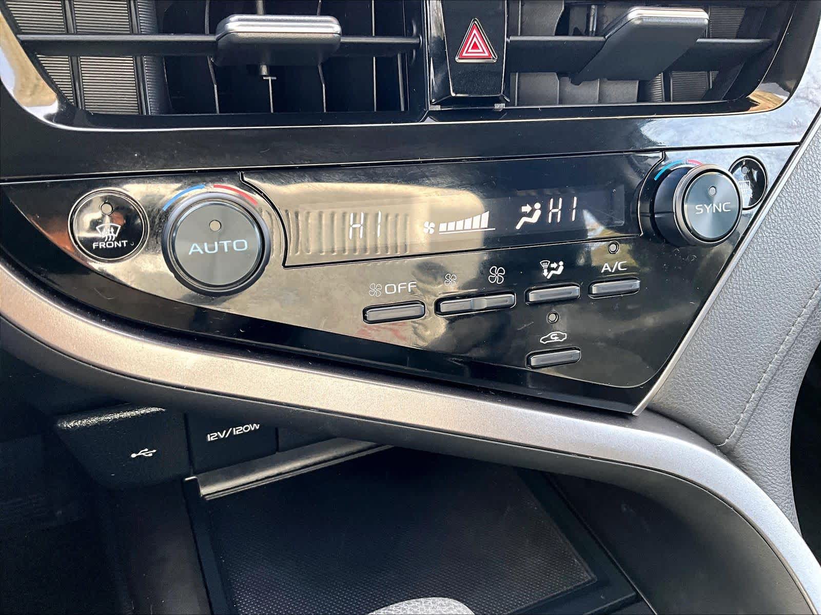 2024 Toyota Camry LE - Photo 26