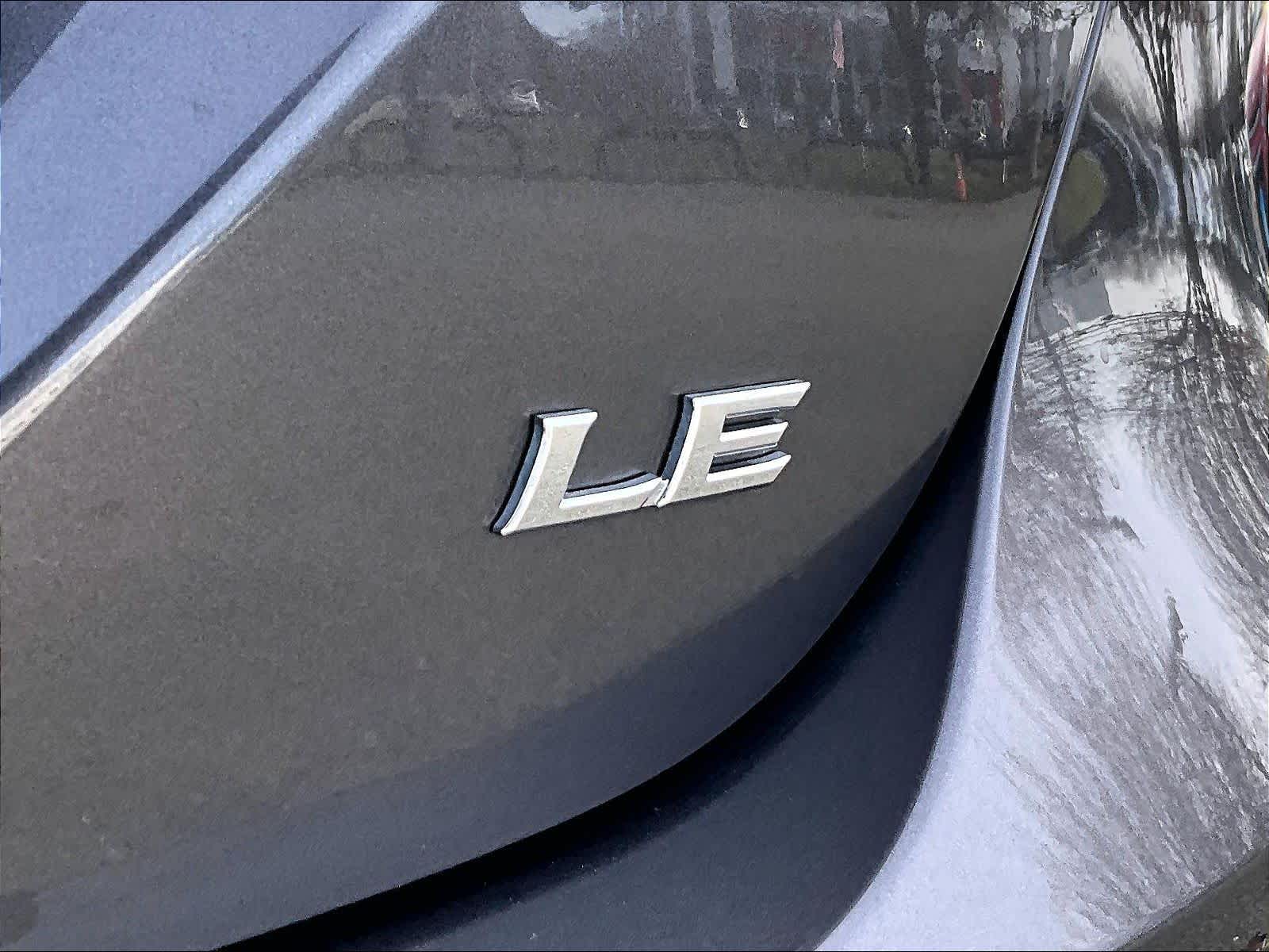 2024 Toyota Camry LE - Photo 28