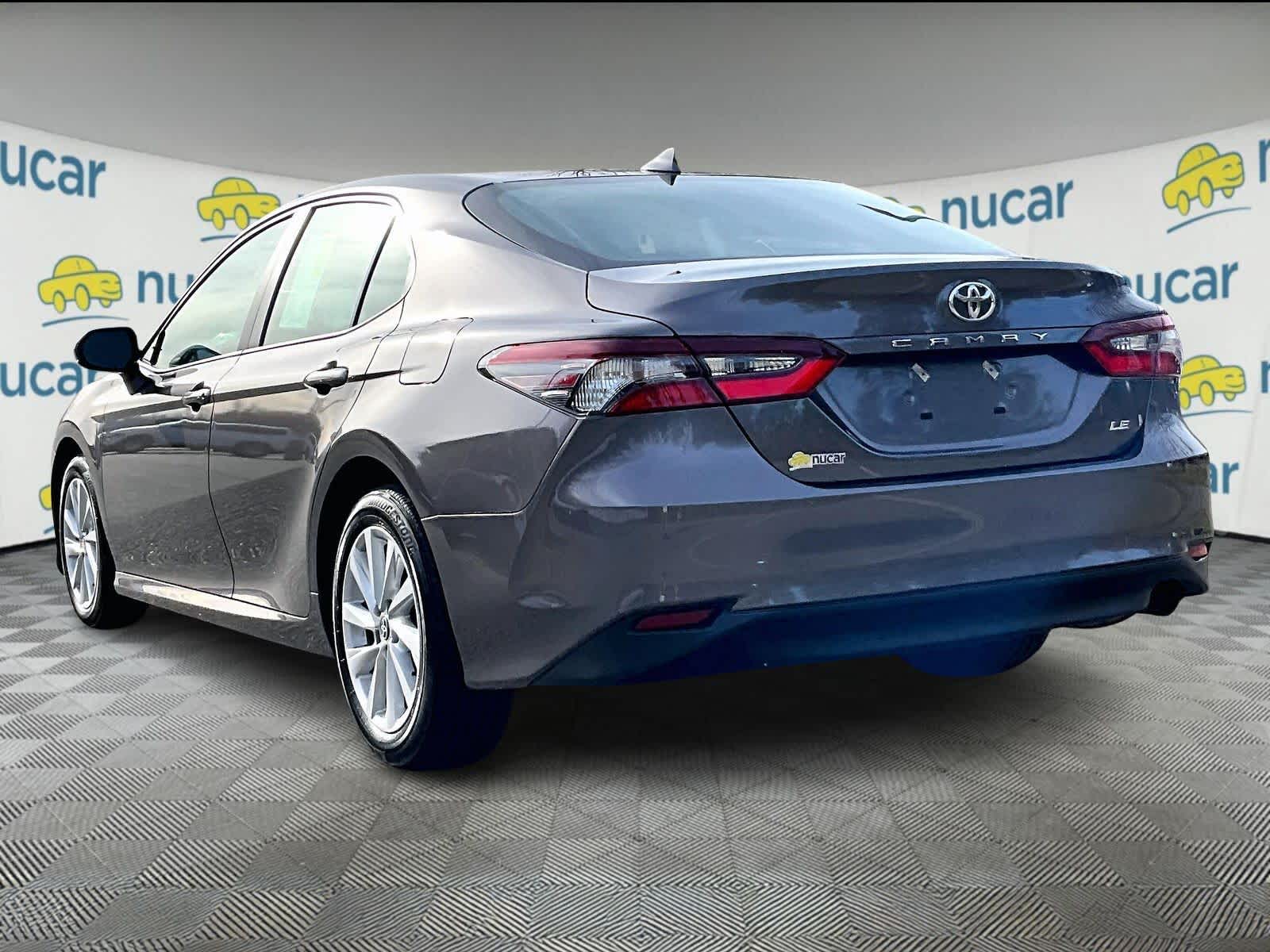 2024 Toyota Camry LE - Photo 4