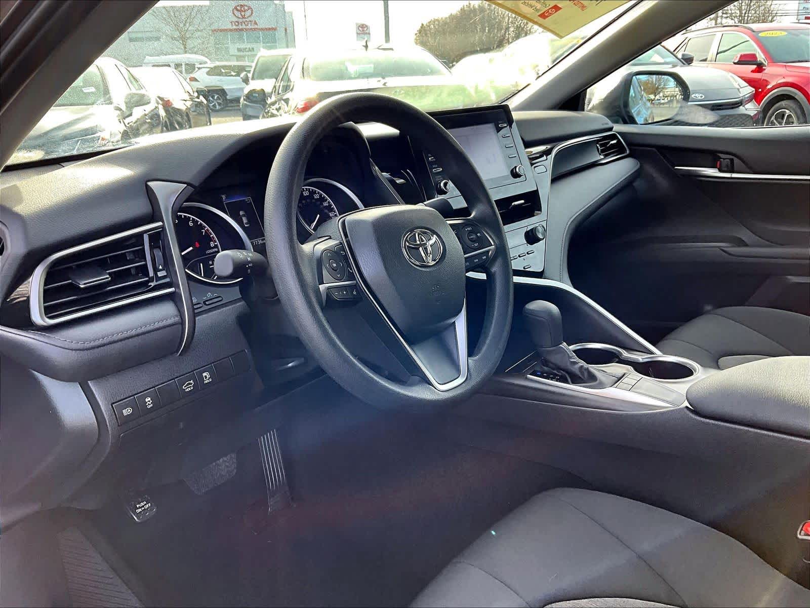 2024 Toyota Camry LE - Photo 8