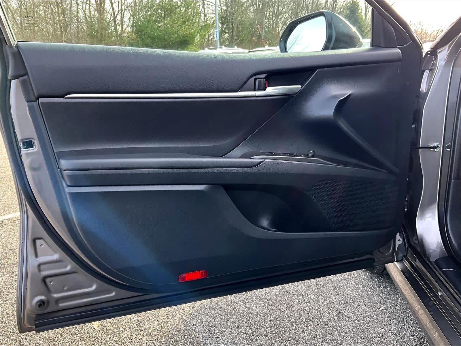 2024 Toyota Camry LE - Photo 9