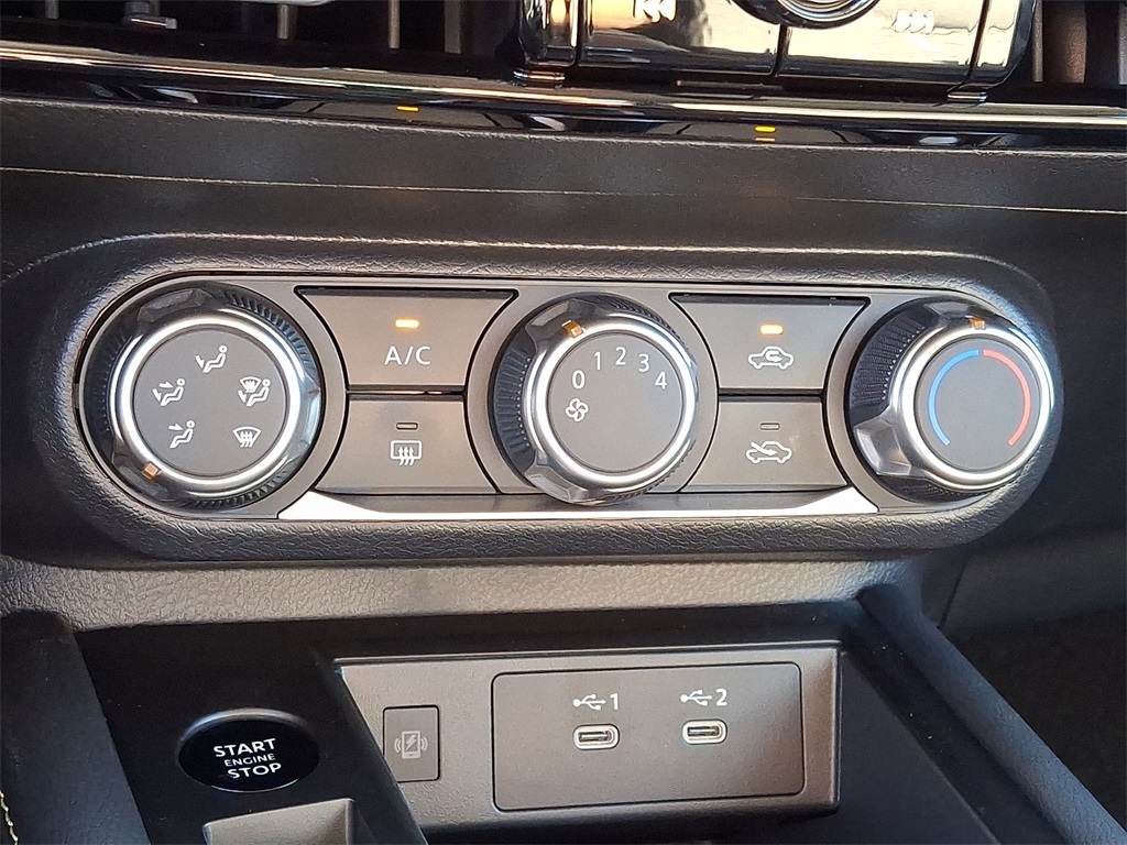 2025 Nissan Kicks SV - Photo 11