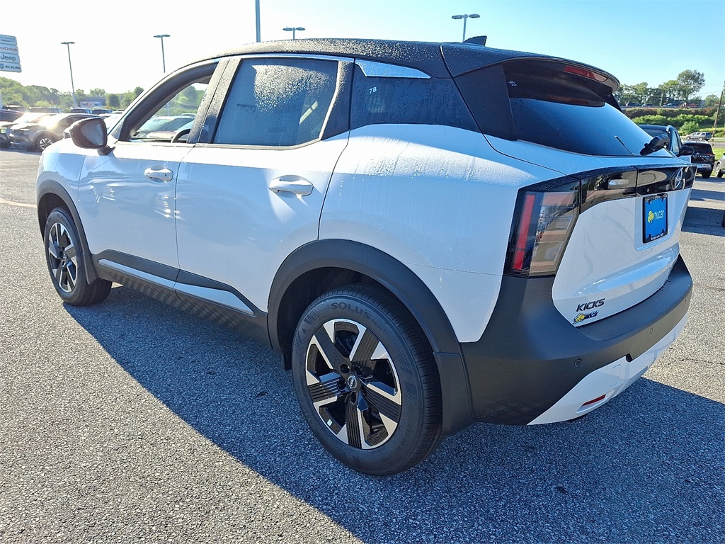 2025 Nissan Kicks SV - Photo 3