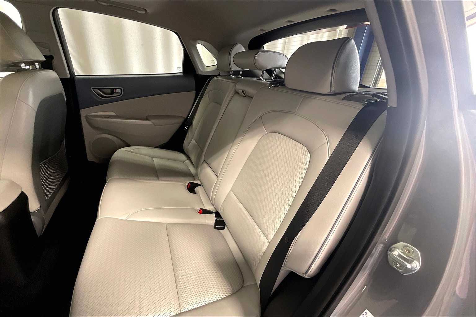 2021 Hyundai Kona Electric Limited - Photo 15