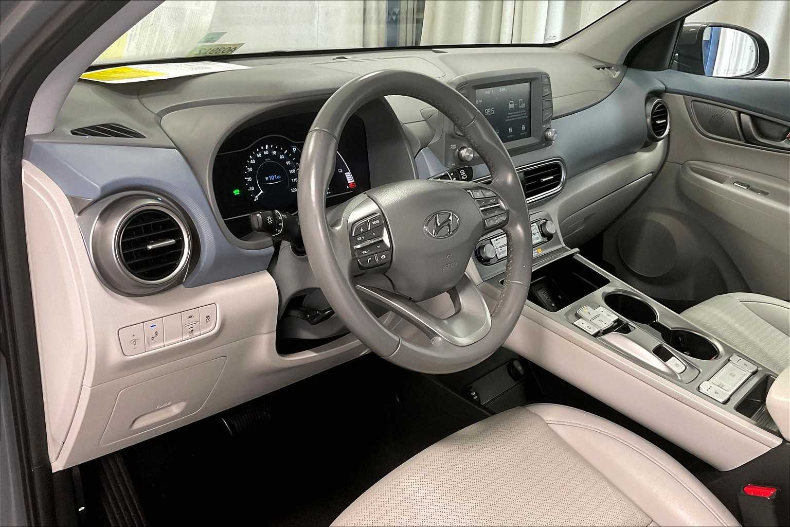 2021 Hyundai Kona Electric Limited - Photo 8