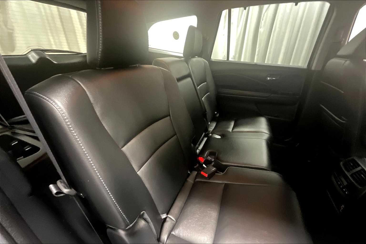 2022 Honda Pilot Special Edition - Photo 16
