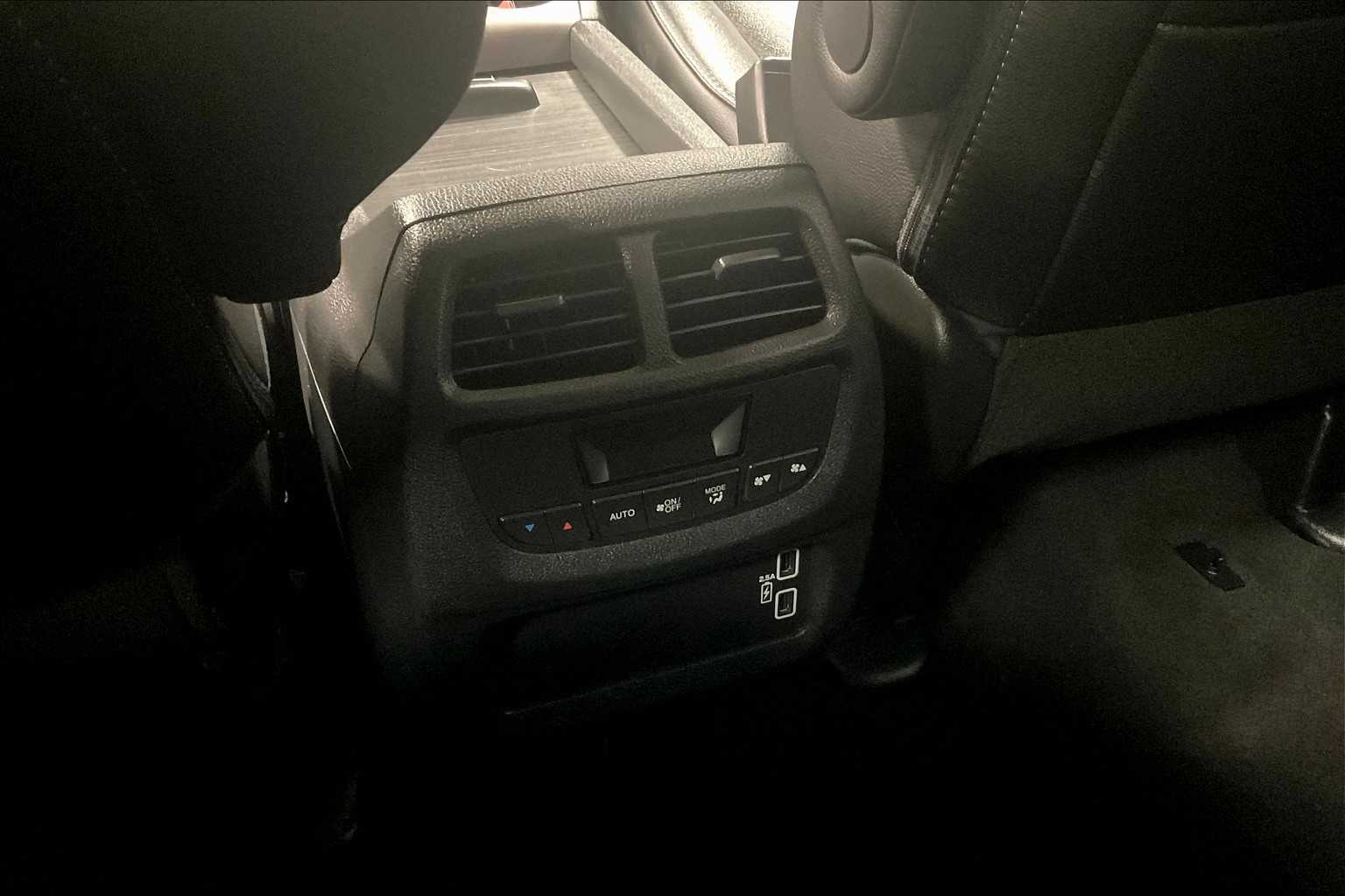 2022 Honda Pilot Special Edition - Photo 28
