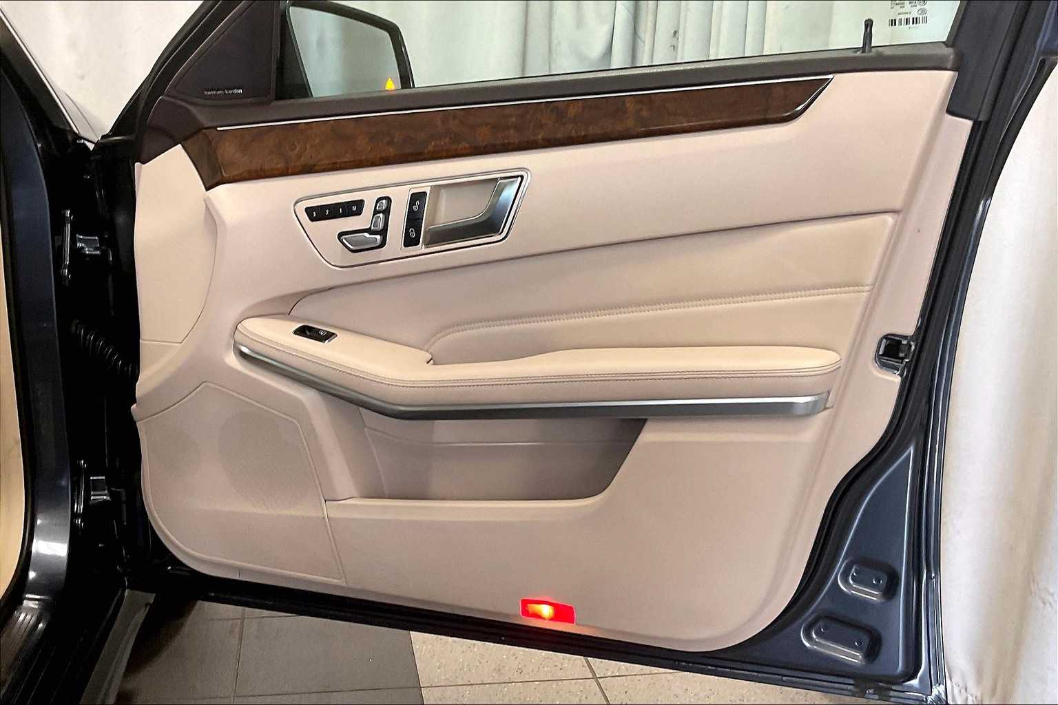 2014 Mercedes-Benz E-Class E 350 Sport - Photo 12