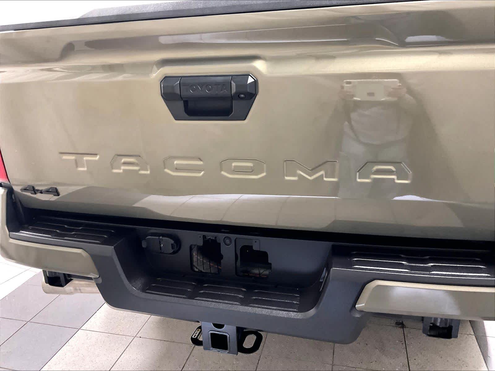 2025 Toyota Tacoma TRD Off Road - Photo 28