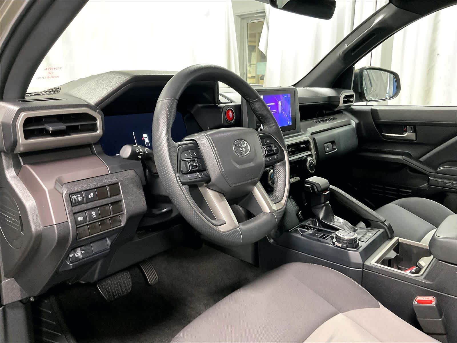 2025 Toyota Tacoma TRD Off Road - Photo 8