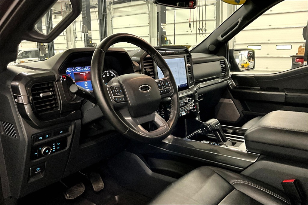 2023 Ford F-150 XL - Photo 8