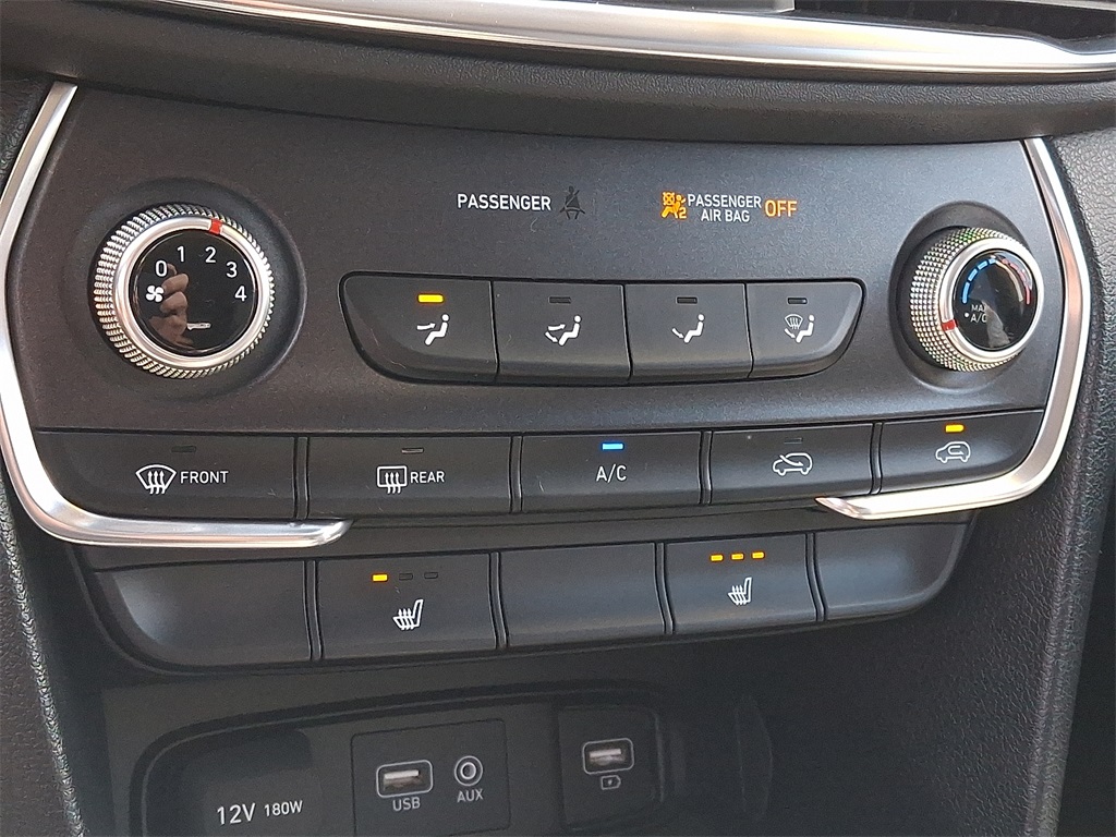 2020 Hyundai Santa Fe SEL - Photo 16
