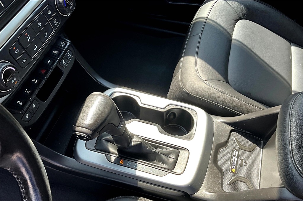 2021 Chevrolet Colorado ZR2 - Photo 20