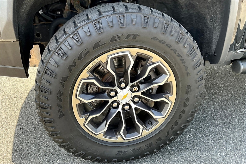 2021 Chevrolet Colorado ZR2 - Photo 7