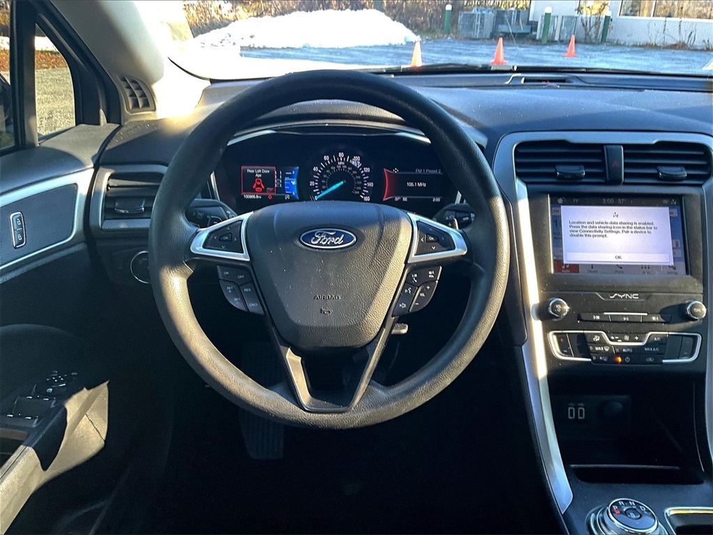 2019 Ford Fusion SE - Photo 17