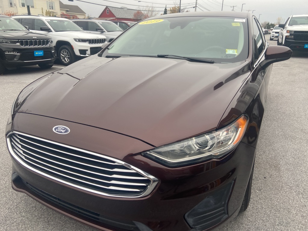 2019 Ford Fusion SE - Photo 3