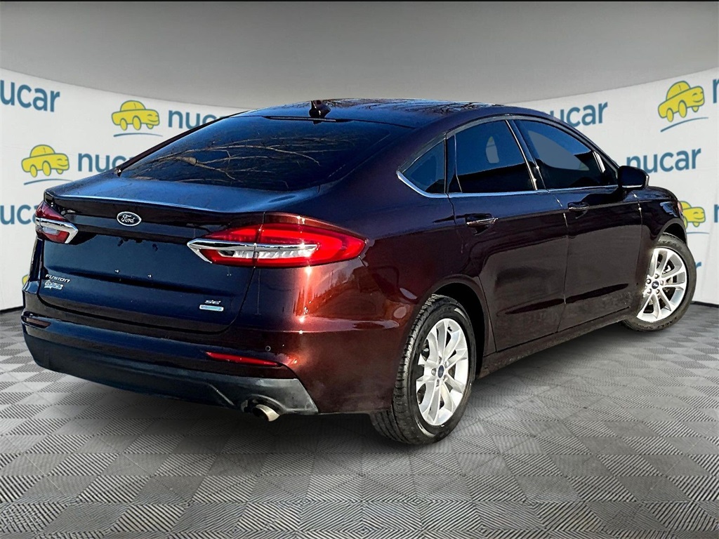 2019 Ford Fusion SE - Photo 6