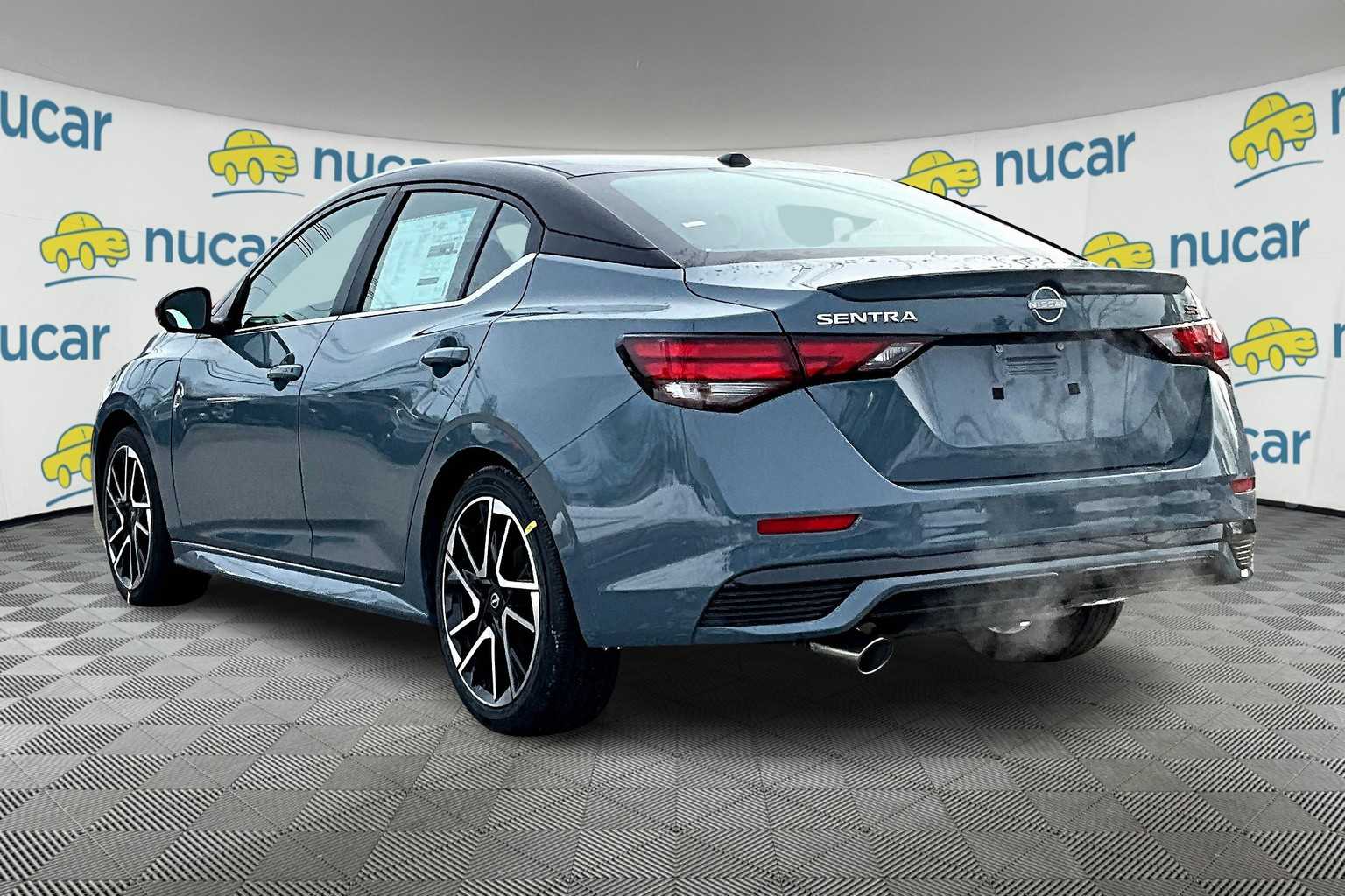 2025 Nissan Sentra SR - Photo 5
