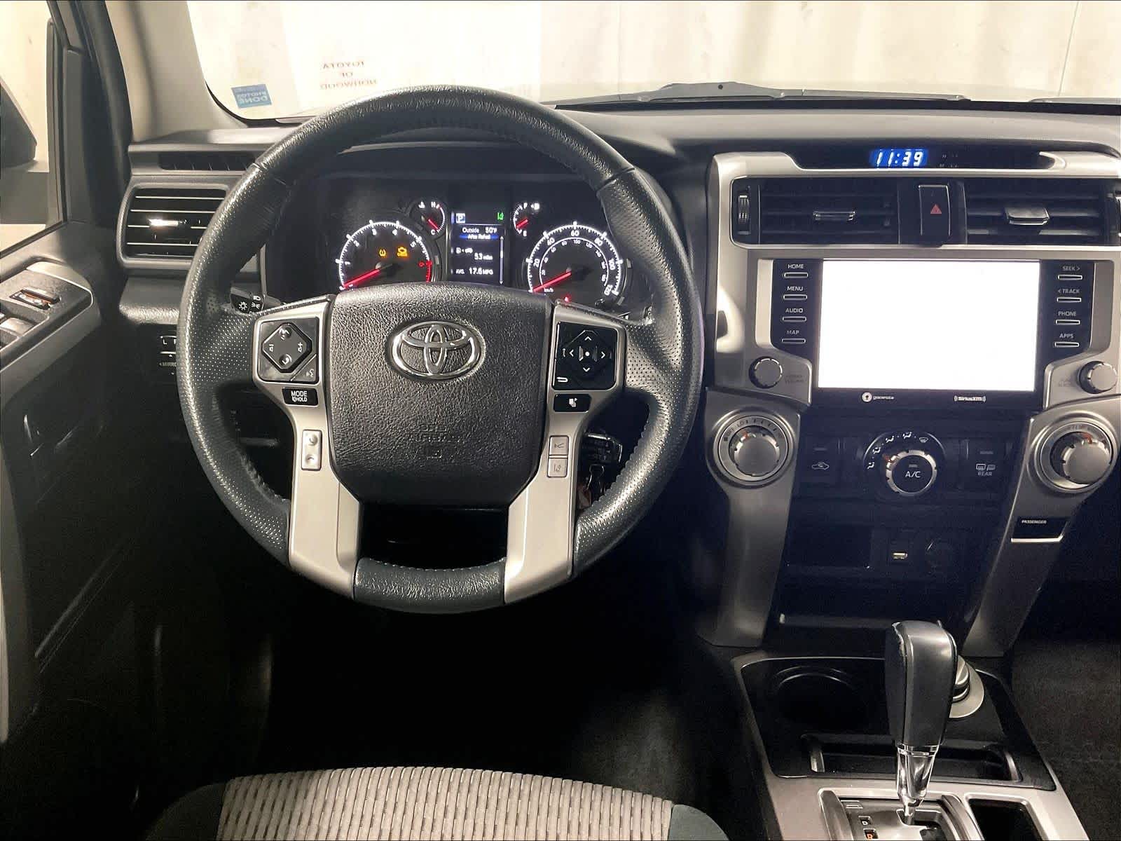 2020 Toyota 4Runner SR5 - Photo 17