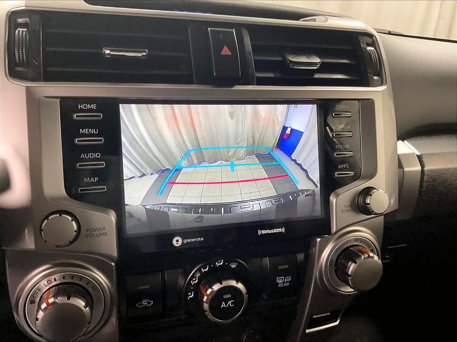 2020 Toyota 4Runner SR5 - Photo 19