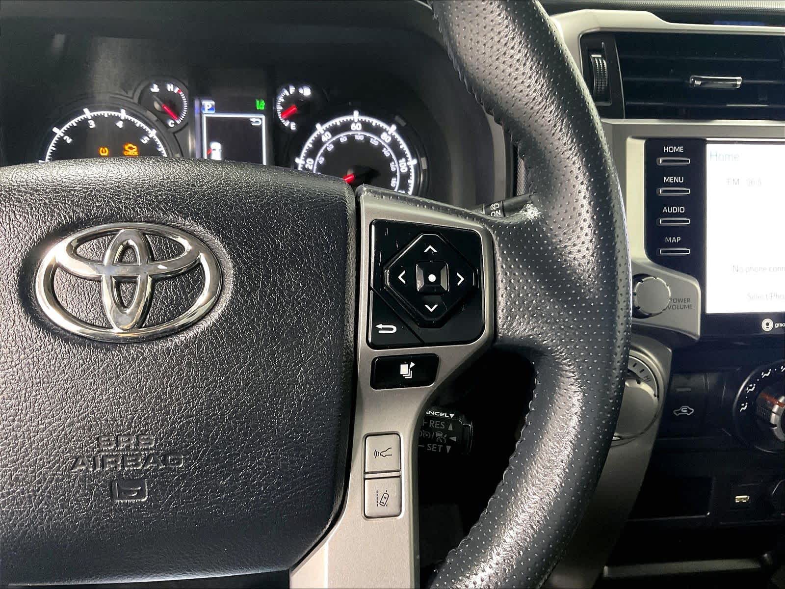 2020 Toyota 4Runner SR5 - Photo 23