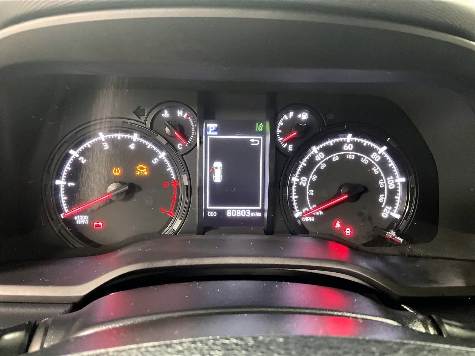 2020 Toyota 4Runner SR5 - Photo 24