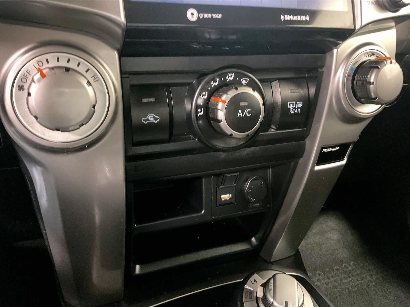 2020 Toyota 4Runner SR5 - Photo 25