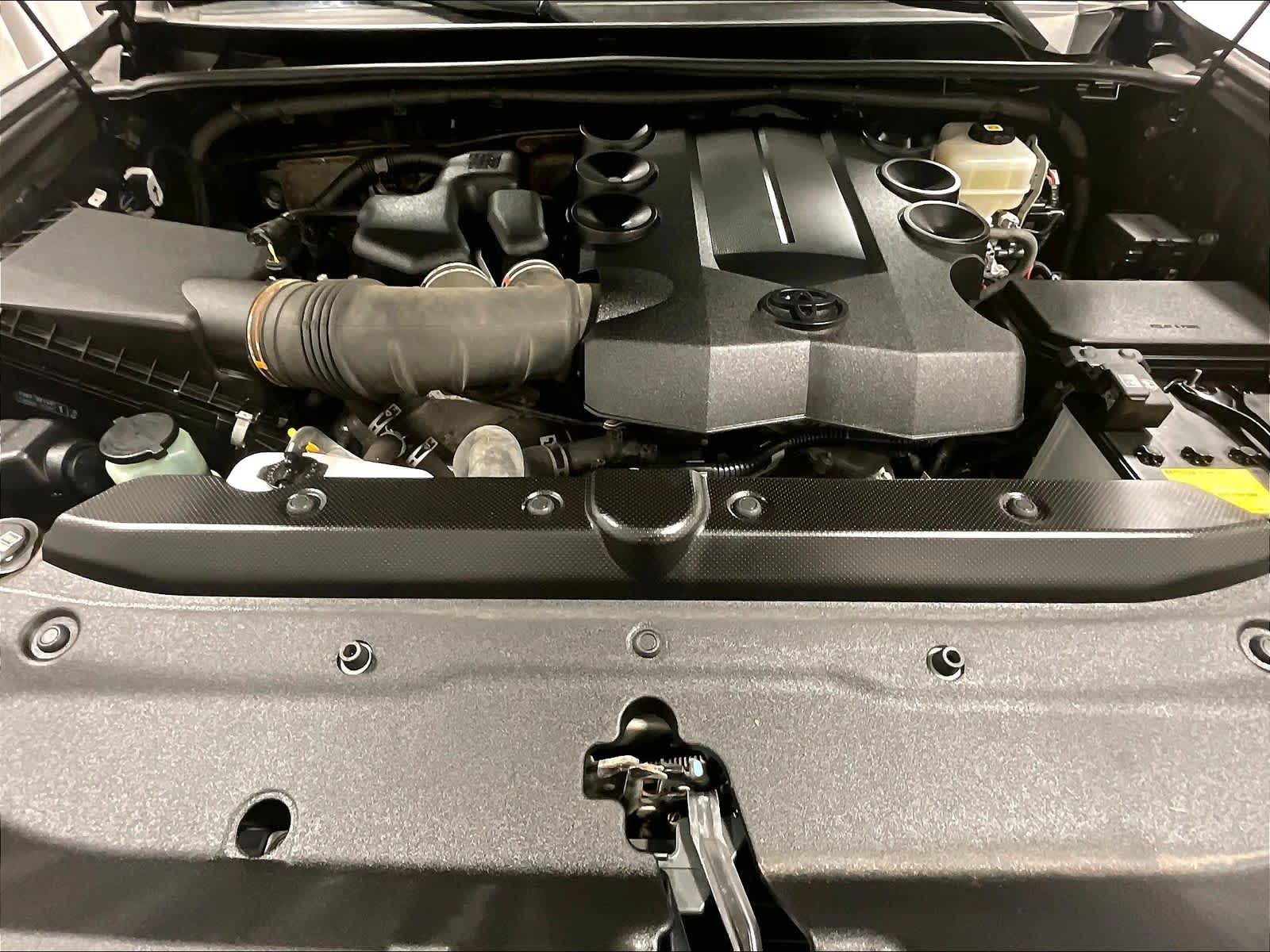 2020 Toyota 4Runner SR5 - Photo 29