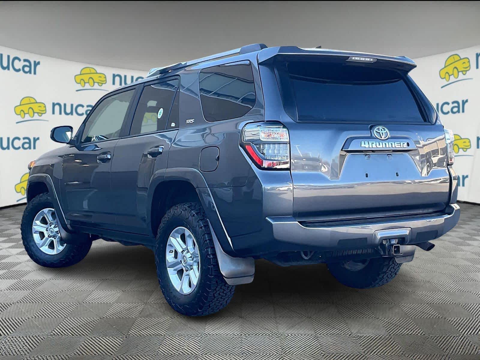 2020 Toyota 4Runner SR5 - Photo 4