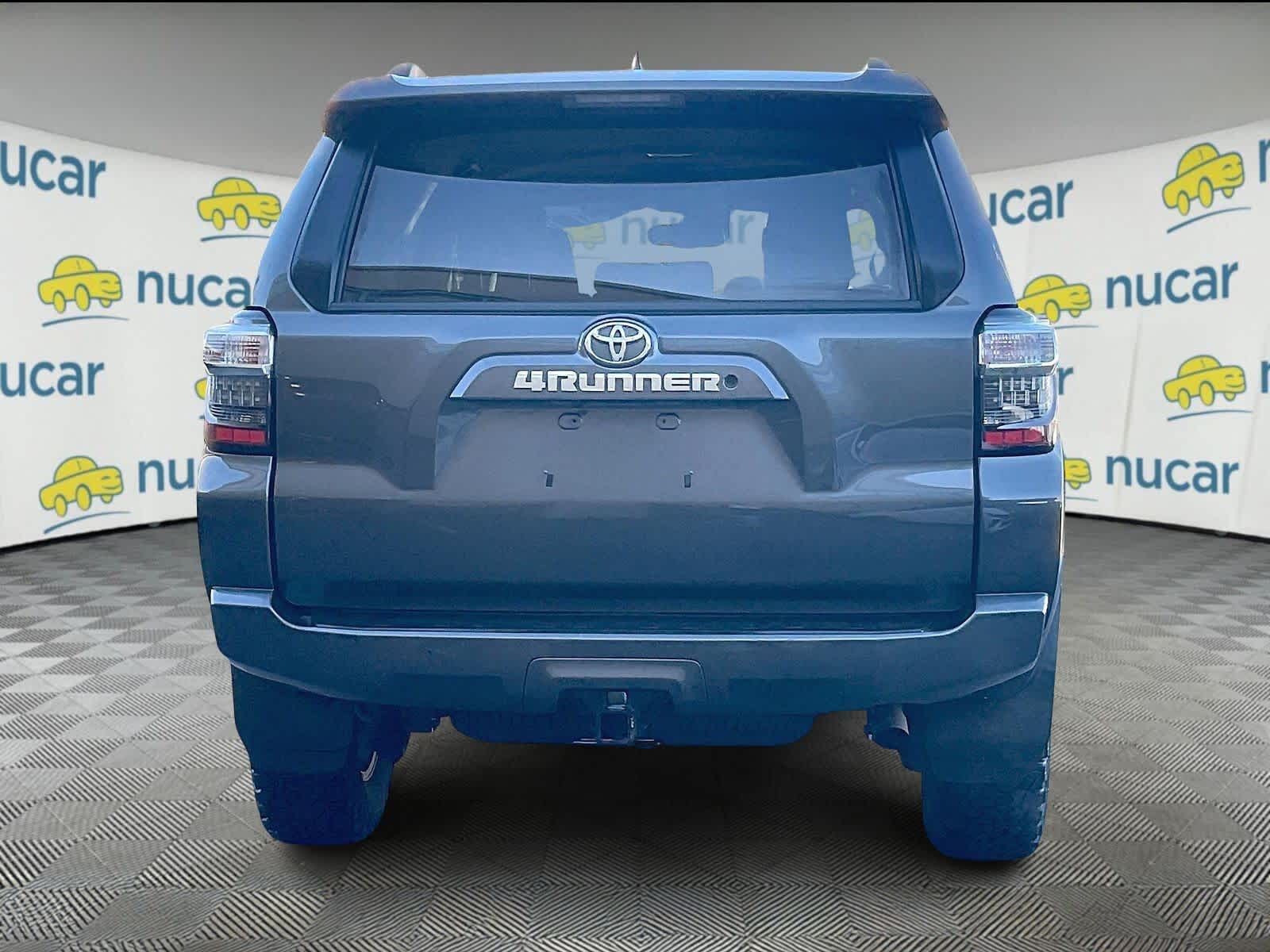 2020 Toyota 4Runner SR5 - Photo 5