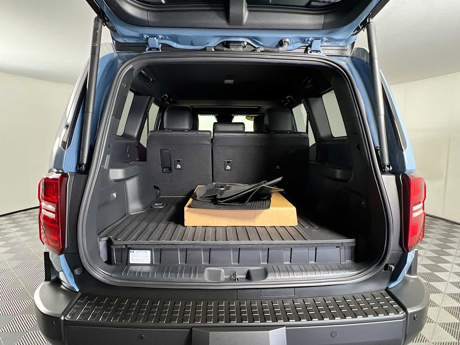 2025 Toyota Land Cruiser  - Photo 27