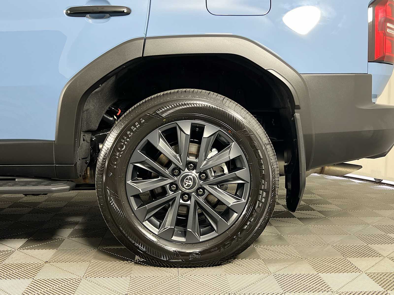 2025 Toyota Land Cruiser  - Photo 32
