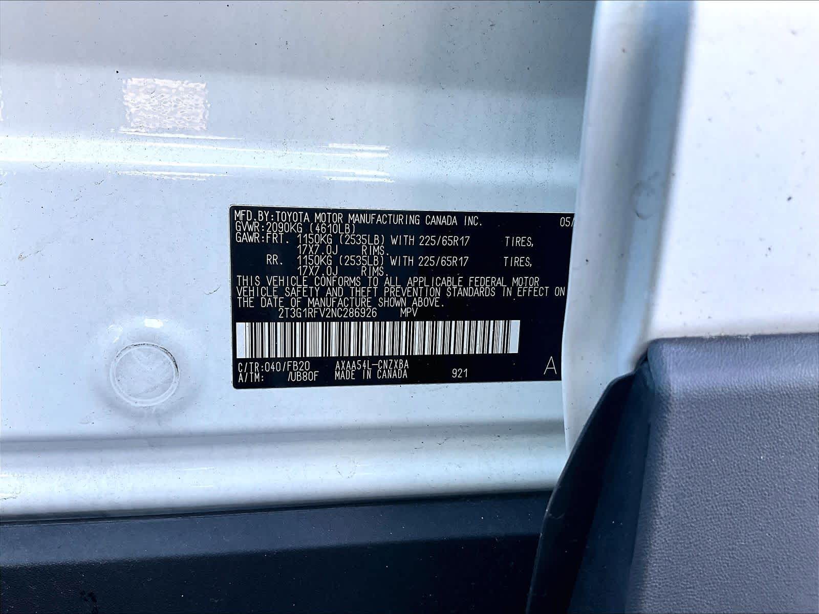 2022 Toyota RAV4 LE - Photo 6