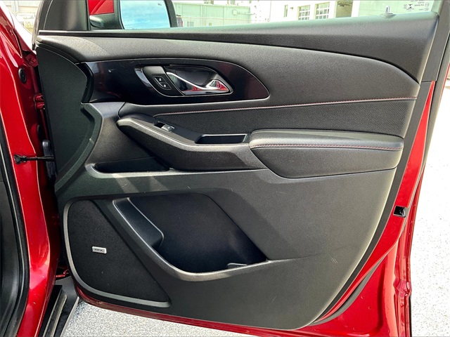 2023 Chevrolet Traverse RS - Photo 12