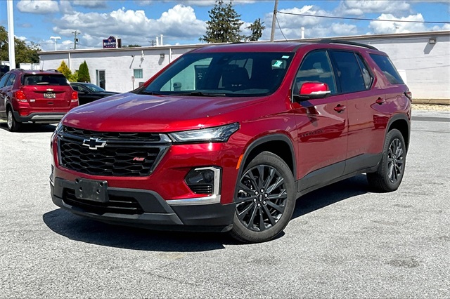 2023 Chevrolet Traverse RS - Photo 2