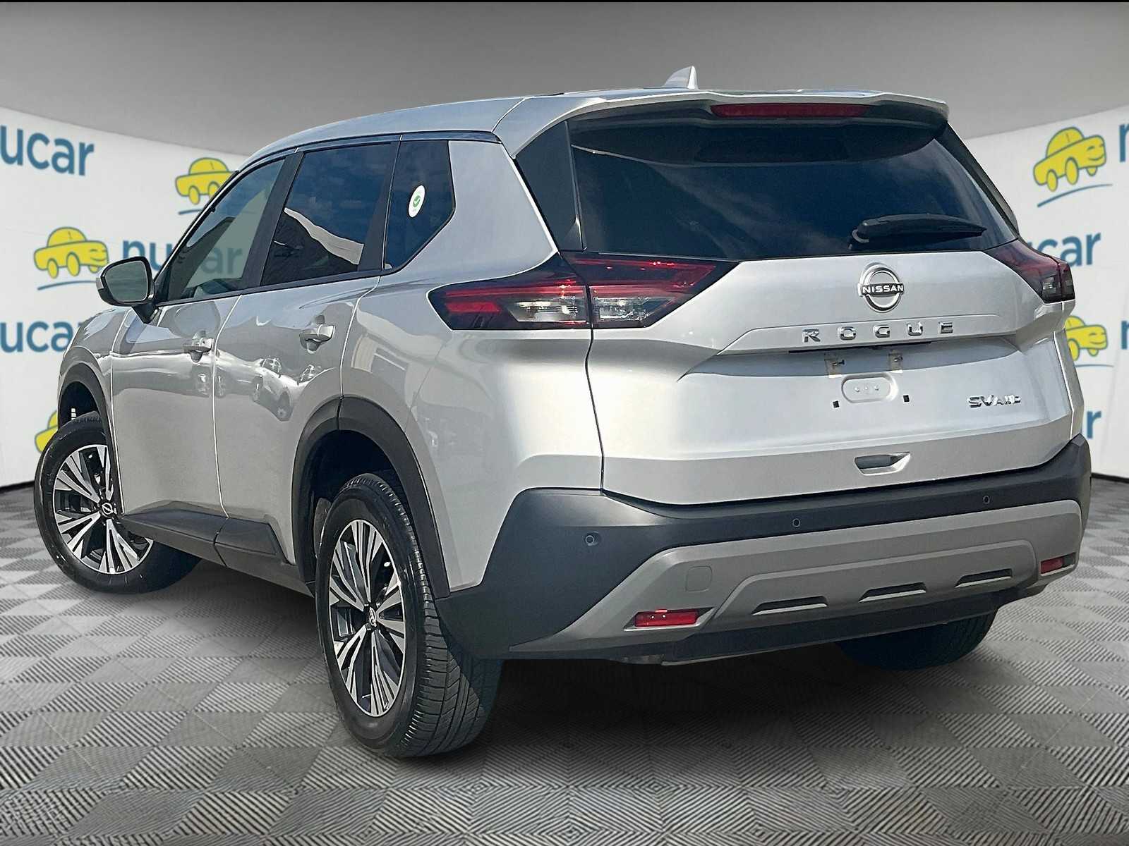 2023 Nissan Rogue SV - Photo 4