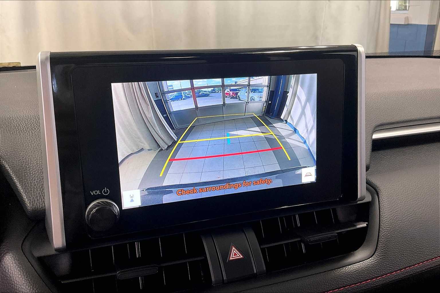 2023 Toyota RAV4 Prime SE - Photo 19
