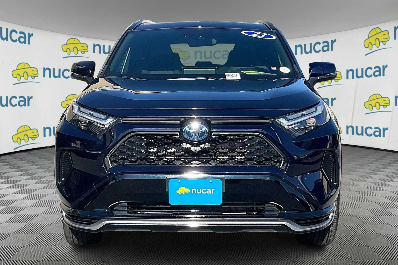 2023 Toyota RAV4 Prime SE - Photo 2