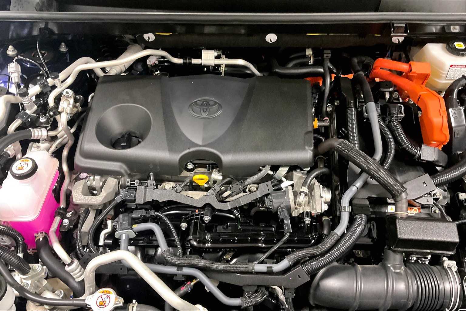 2023 Toyota RAV4 Prime SE - Photo 34