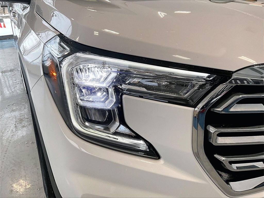 2023 GMC Terrain SLT - Photo 31