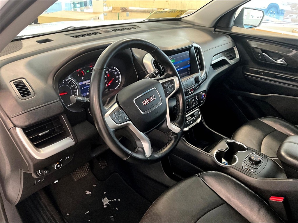 2023 GMC Terrain SLT - Photo 8