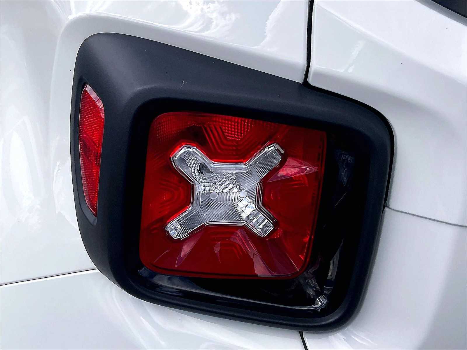 2020 Jeep Renegade Altitude - Photo 33