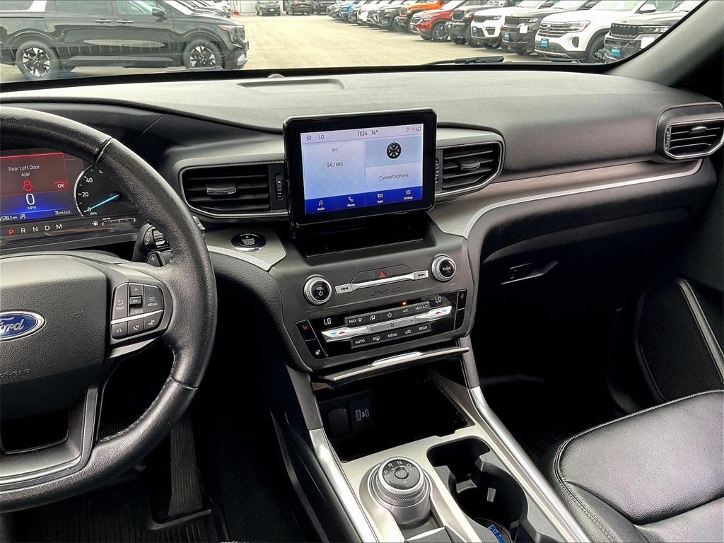 2020 Ford Explorer XLT - Photo 18